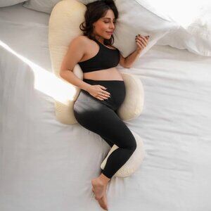 Bub's Maternity Pillow + Full Body Attachment